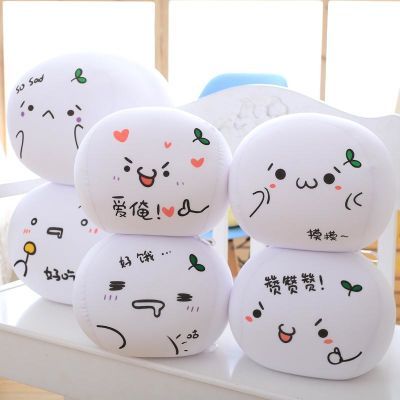 食玩冰棍批发药盒子复仇者联盟手办蛋糕开学指压板小冬笋帽吃的钱