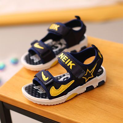 果冻凉鞋女低跟可爱鞋子学生岁宝宝鞋仙女鞋绑带白色女学生韩版夏
