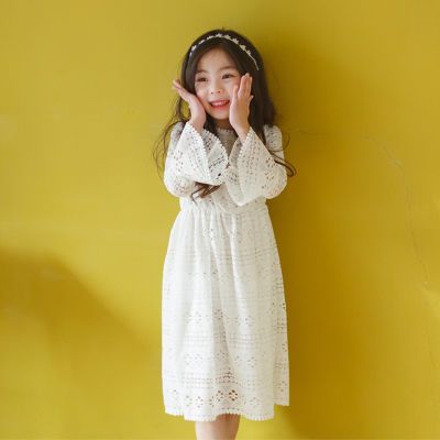 童裙秋韩版童裙白色蕾丝连衣裙春秋镂空长袖女中大童连衣裙亲子装
