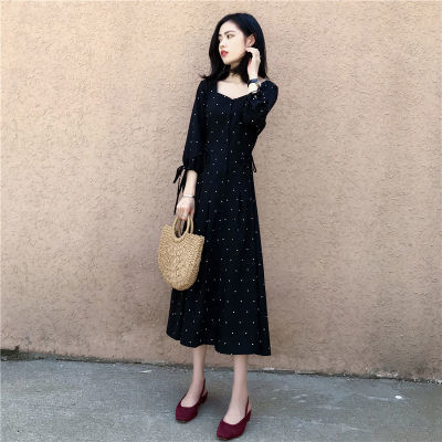 V领赫本长裙女2018秋装新款韩版七分袖收腰显瘦冷淡风波点连衣裙