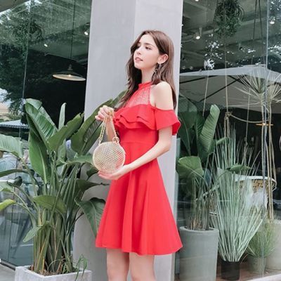 性感2018新款修身显瘦夜店裙子女夏挂脖露肩荷叶边时尚连衣裙