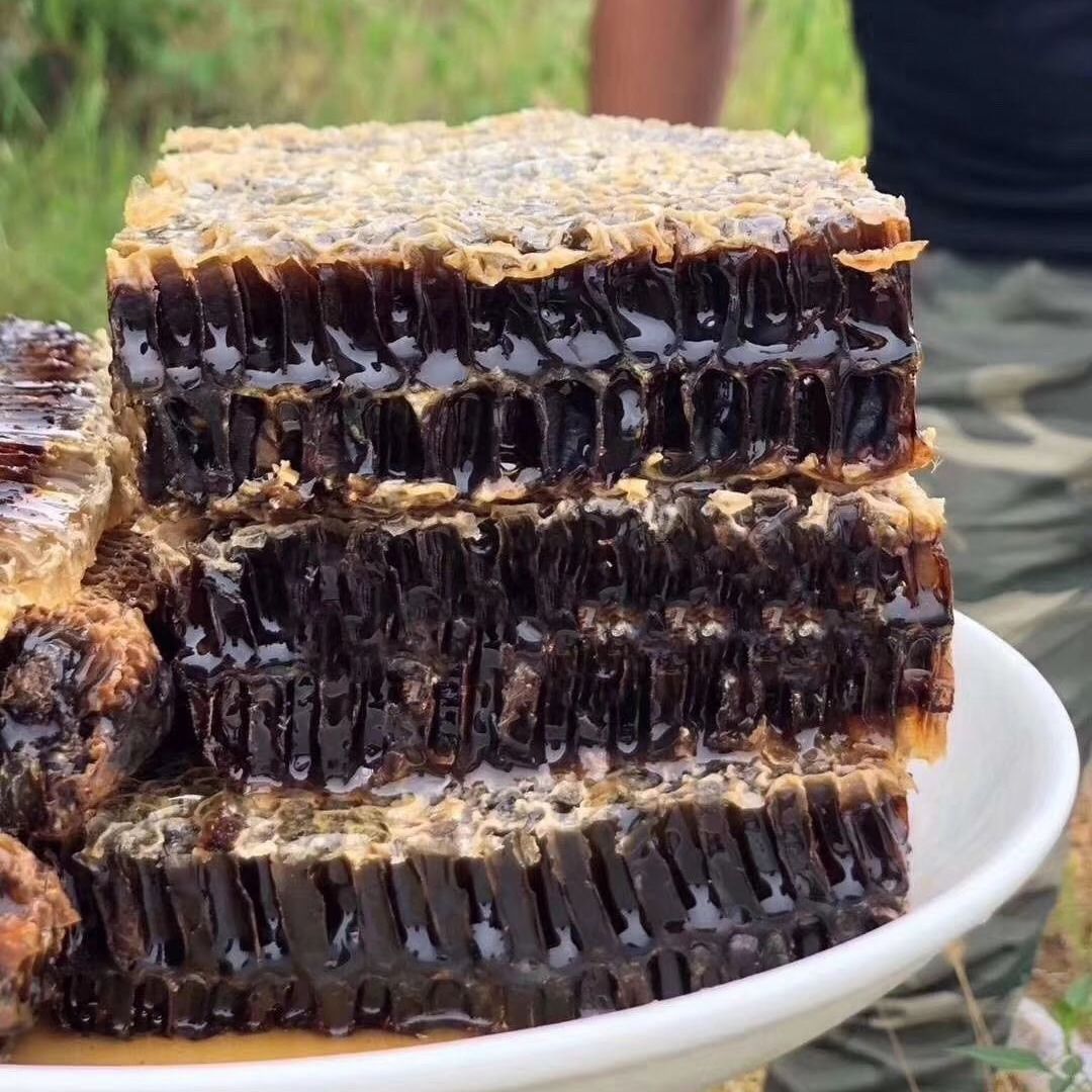 【老巢蜜】老蜂巢蜜纯天然成熟蜂蜜500克一斤包邮黑巢蜜老蜂巢蜜