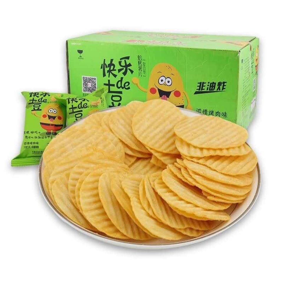 快乐的土豆薯片散装非油炸小包装儿童休闲膨化食品办公室零食好吃