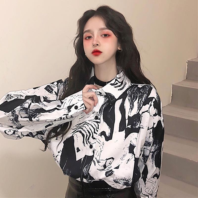 Early spring new Korean women's Komatsu Hara retro printed long sleeve shirt and base coat