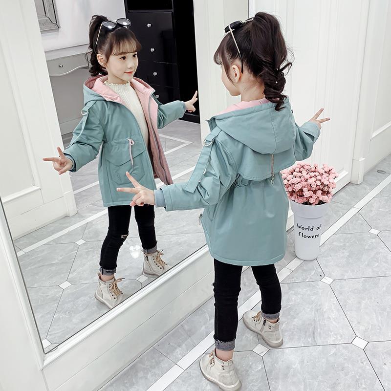 Girls' coat autumn and winter clothes new Korean version net red children's foreign style girls' medium length thickened autumn and winter windbreaker