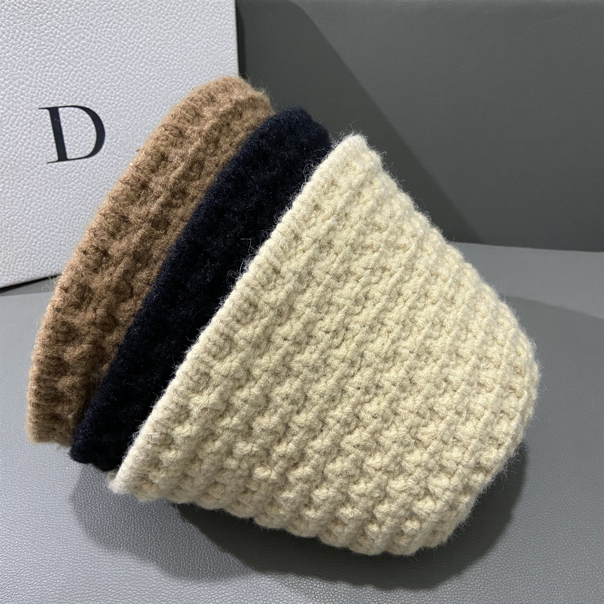 Stitch bucket hat for women Korean version trendy autumn and winter solid color versatile sweet wool knitted warm fisherman hat fashionable and stylish