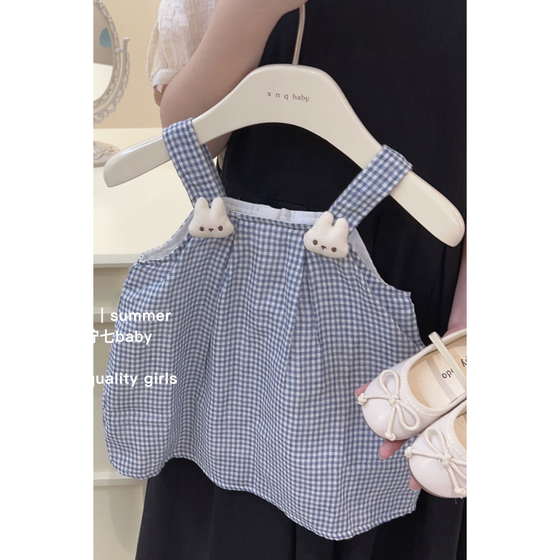 韩国女童吊带裙2023夏季新款格子娃娃裙宝宝小清新风可爱小兔裙子