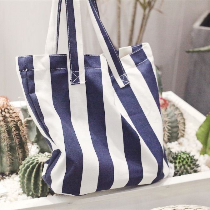 ins风简约帆布包 蓝白竖条纹单肩包chic文艺环保购物袋潮
