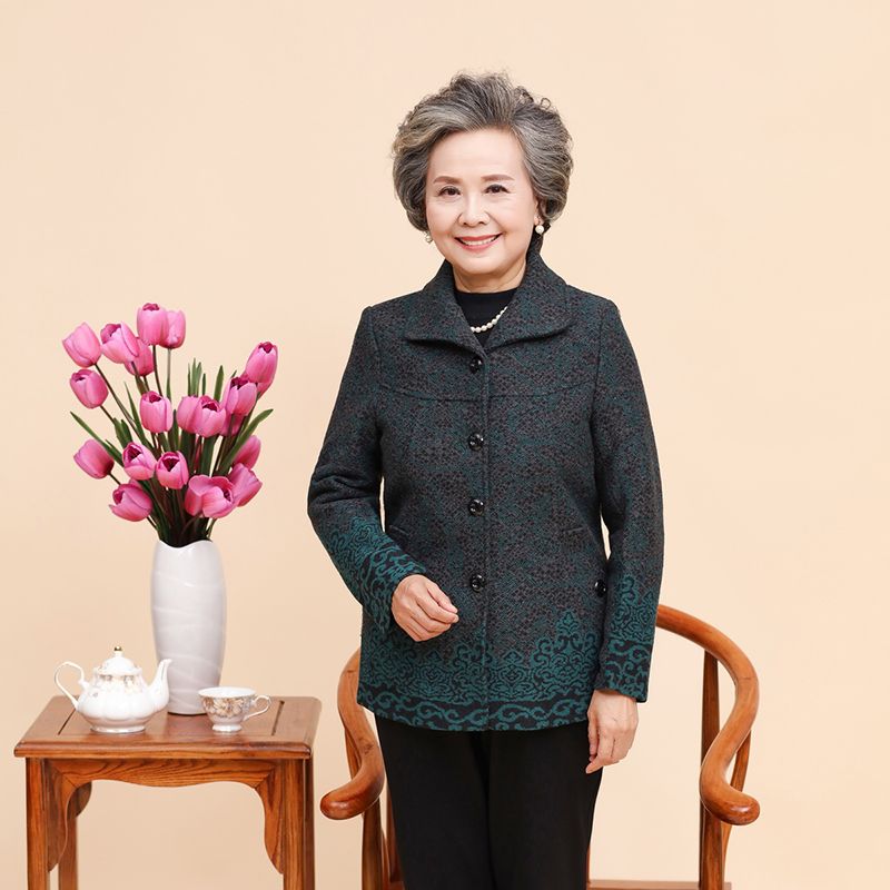 衣服奶奶套装外套秋冬老年人短外套秋装