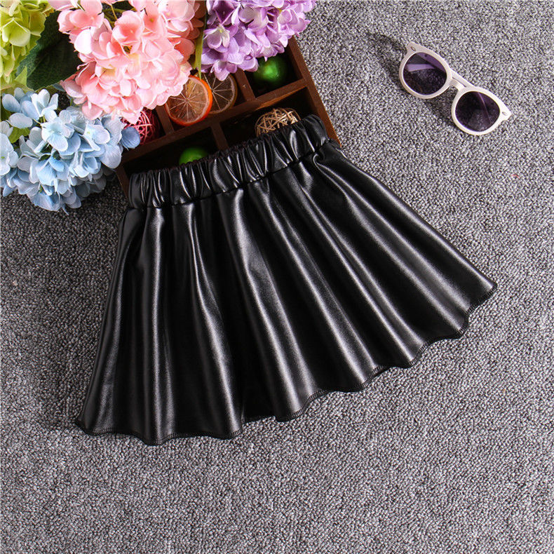 Girl's small leather skirt, western style, autumn and winter 2019 new dress, pleated qunzi middle large children's Plush skirt, half length skirt