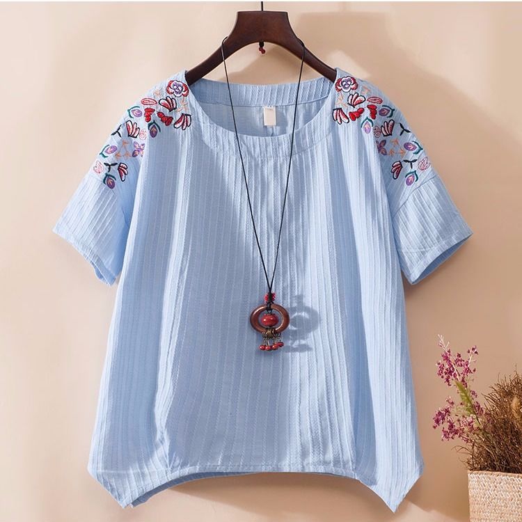 2019 summer new ethnic style cotton embroidery short-sleeved t-shirt retro loose embroidery large size bottoming shirt women's clothing