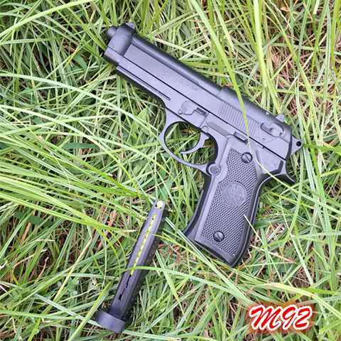 黄河玩具手拉膛弹夹下供弹可发射6mm子弹成人塑料手拉枪吃鸡毛瑟