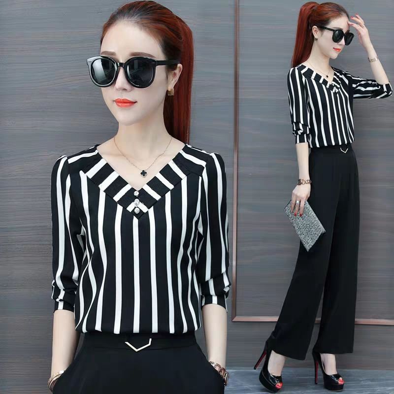 Women's spring and summer 7 / 4 Sleeve Striped Shirt New 2019 Korean Slim Fit Shirt with thin temperament