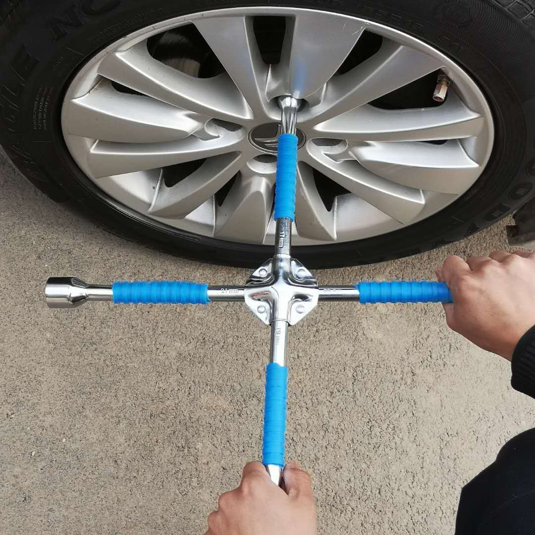 十字扳手工具换胎汽车轮胎扳手省力拆卸套筒十字架卸胎车载多功能