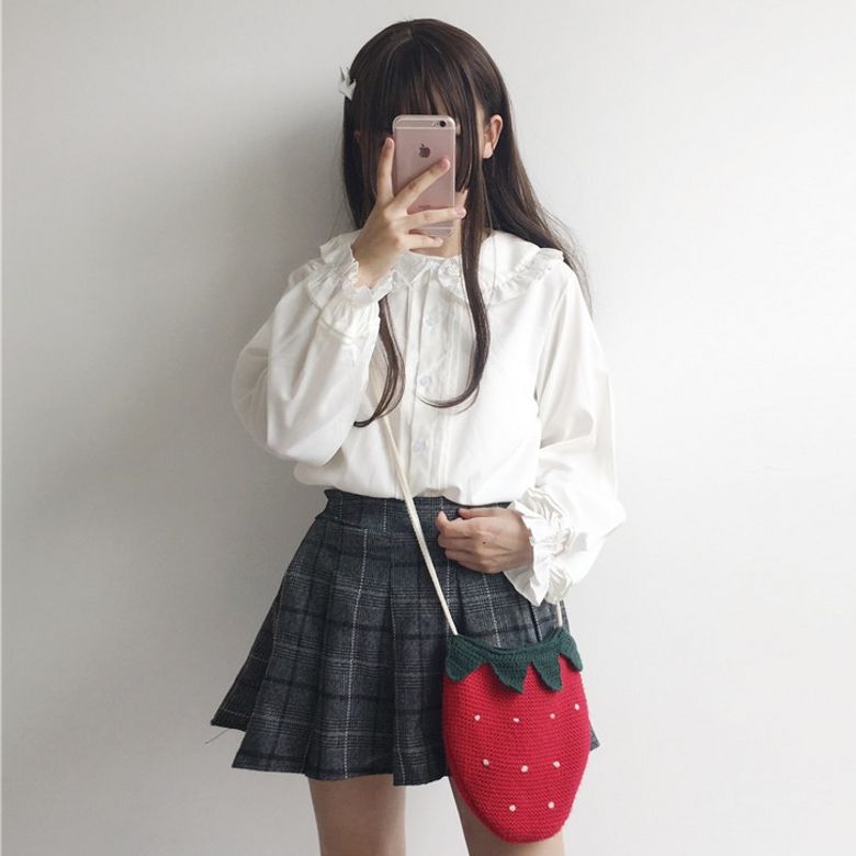 Lolita with Lolita autumn girl student Lantern Sleeve baby collar long sleeve shirt sweet Japanese base