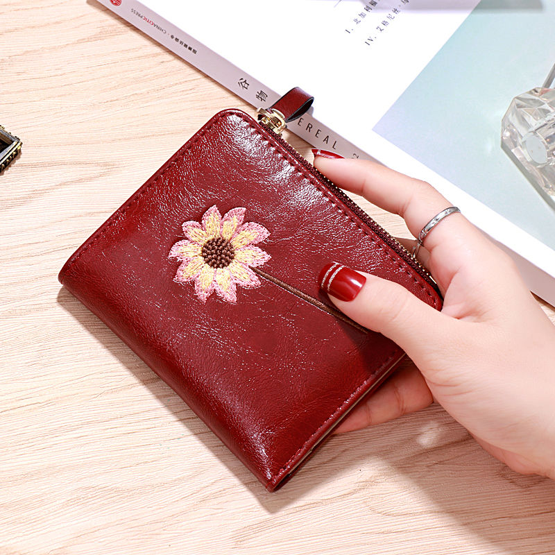 ins small wallet women's short 2023 new Korean style simple small flower zipper buckle oil leather coin small card holder