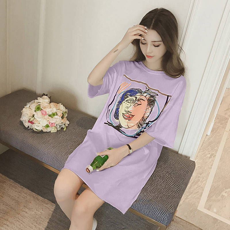 Pyjama nữ sinh mùa hè trong trang phục dài Hàn Quốc phiên bản của T-shirt nữ ngắn tay lỏng lẻo vừa vặn bộ đồ ngủ cỡ lớn có thể mòn bên ngoài.