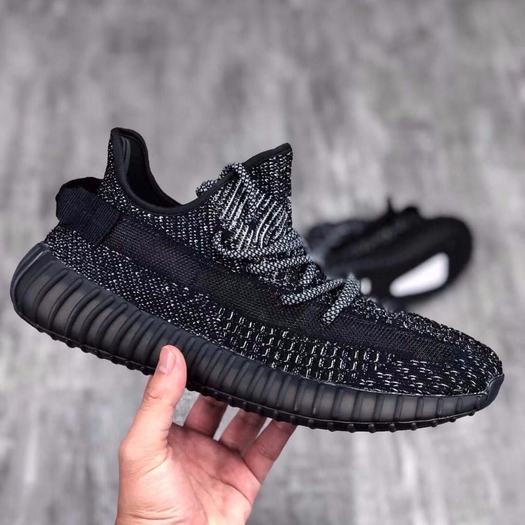 同款鞋子材质对比 40fa2057-eb09-472b-b312-6ad45786c1f5.jpg