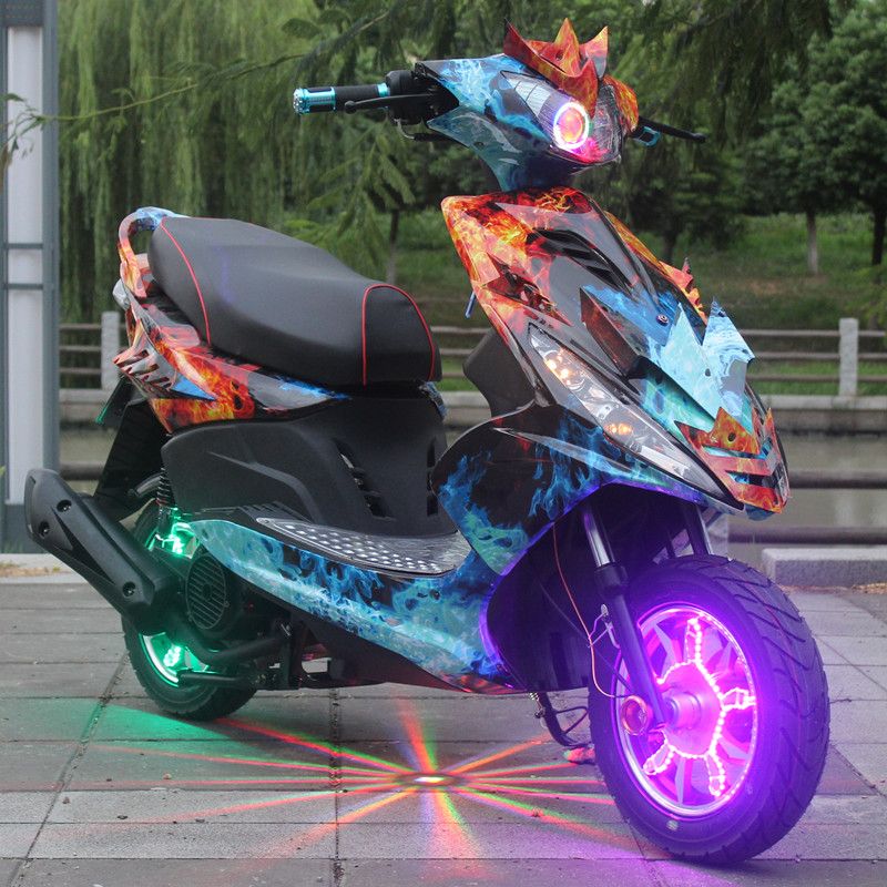 代步四冲程白幽灵改装鬼火摩托车新款踏板鬼火助力跑车电喷