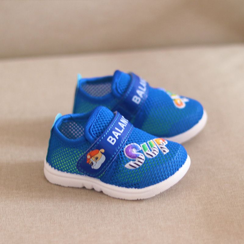 Solid sole 0-1-3 years old baby breathable mesh shoes boys and girls sports shoes summer soft soled antiskid baby walking shoes