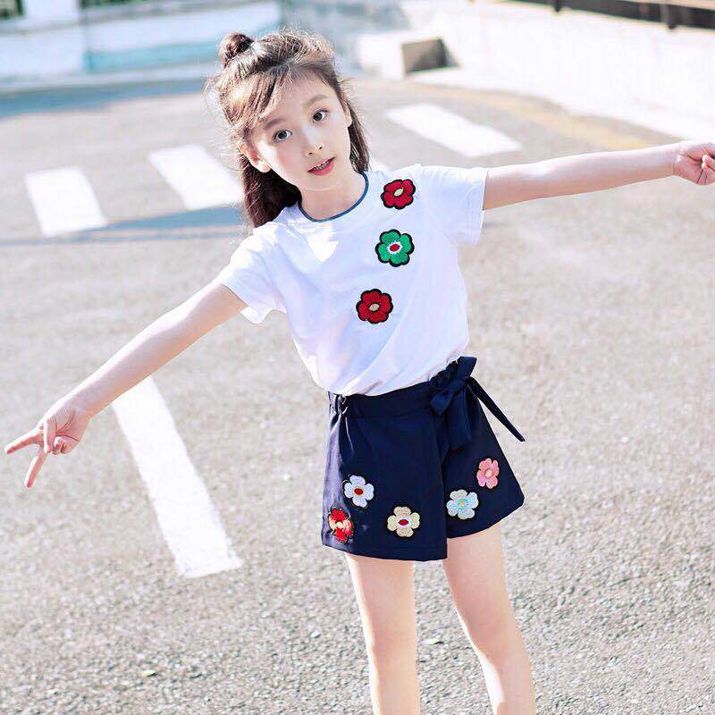 Girls Summer 2020 new Korean fashion suit children's foreign style shorts little girl's short sleeve two piece set