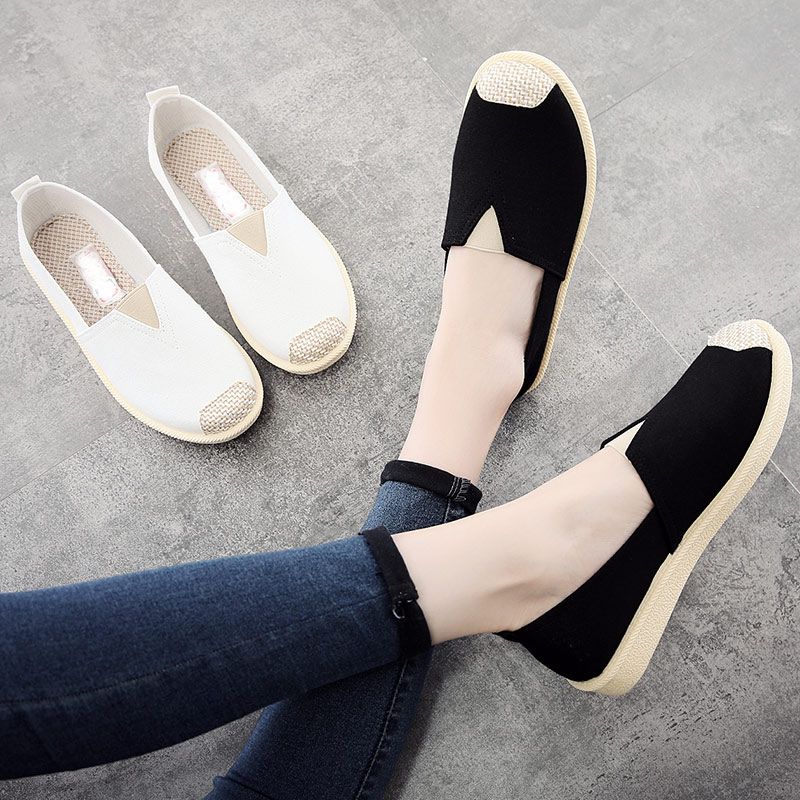 Canvas shoes women's new spring breathable leisure flat bottom women's shoes Korean cartoon old Beijing cloth shoes