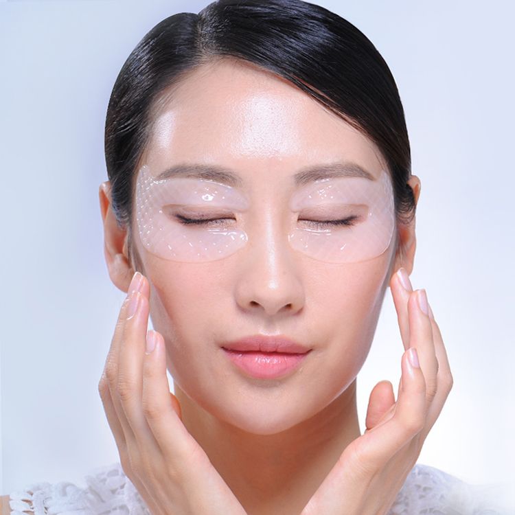 如何正常消除黑眼圈 6ace31b3-e769-480d-b26e-9d42cc453a6a.jpg