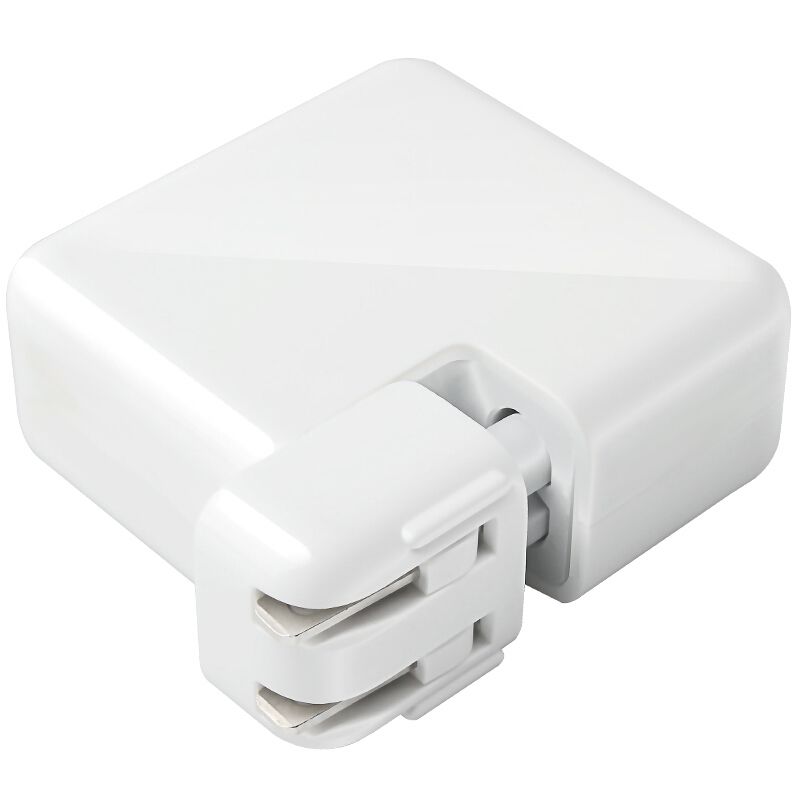适配器和充电器是一样的 b9debee0-0b59-4b79-9e2a-cb34de66a782.jpg