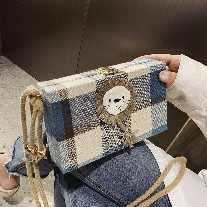 Small bag female new style messenger bag female student Korean version versatile single shoulder small square bag girl cute box bag