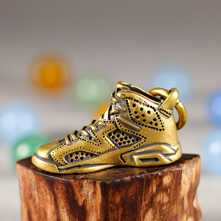 创意黄铜金属运动鞋挂件铜篮球鞋靴子钥匙扣挂件吊坠配饰礼物ZZX