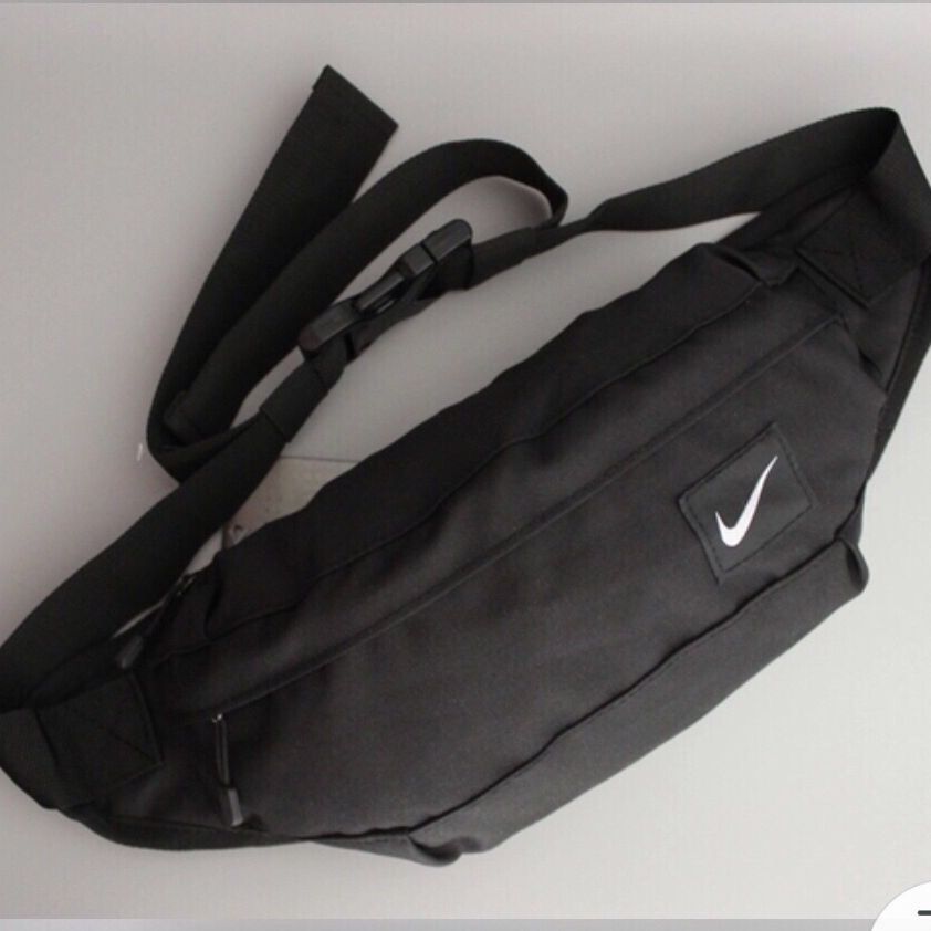 nike men purse