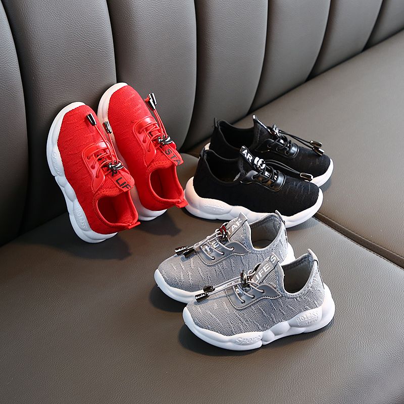 Children's sports shoes spring and autumn 2020 new flying knitted boys' net shoes mesh face breathable girls' coconut shoes baby shoes