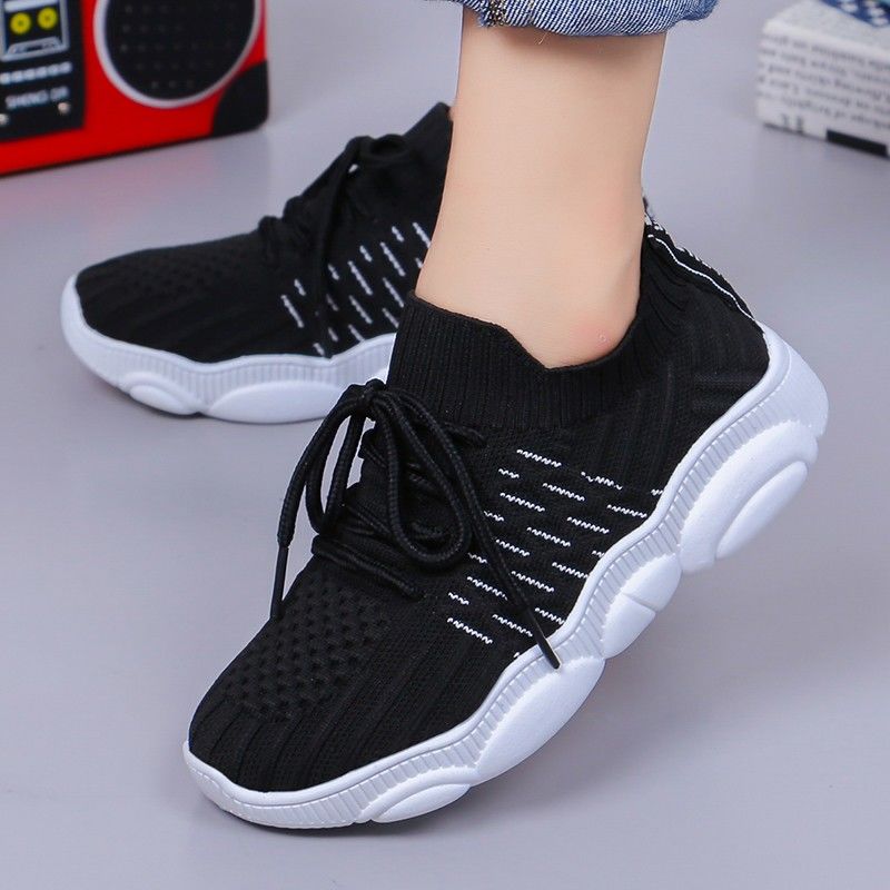 秋天穿什么鞋子透气 936e4e65-3d54-4cfd-b800-d8b963c2570d.jpg