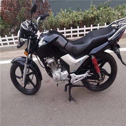 二手摩托车本田125cc 本田cb125战鹰 本田cbz125 男装跨骑摩托车