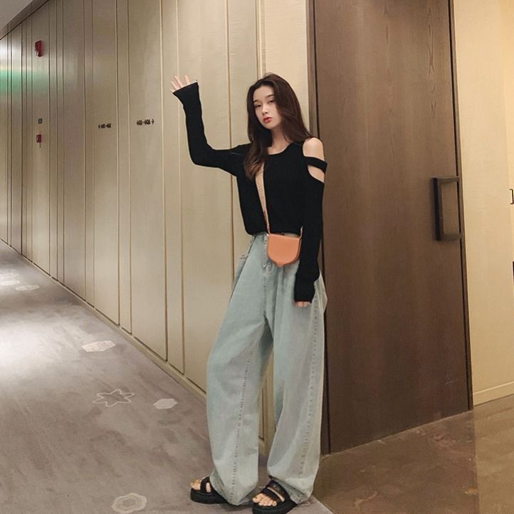 Spring and autumn thin t-shirt girls tight inner wear niche design long-sleeved off-the-shoulder all-match slim outer wear bottoming shirt