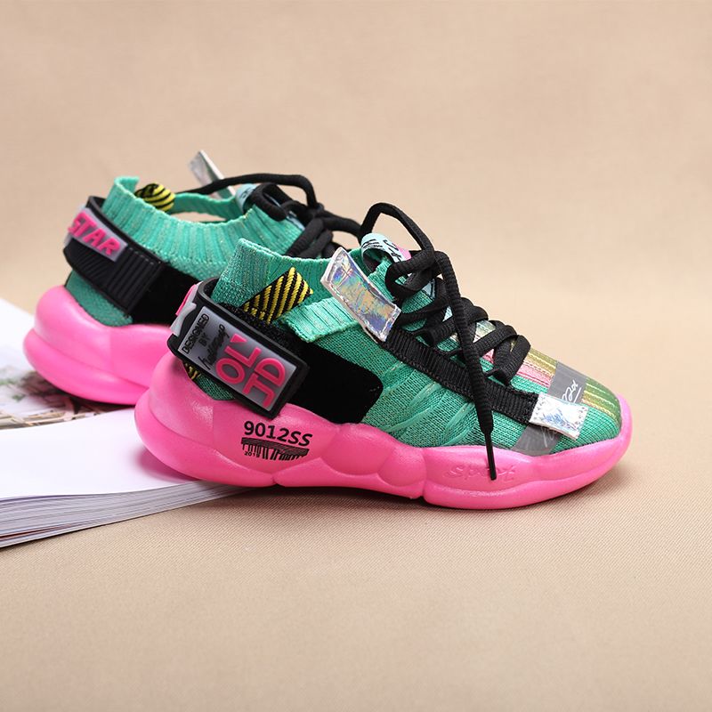 儿童夏季运动鞋 0a9347e2-1a8e-4b90-be0a-2c0a3445a9ec.jpg