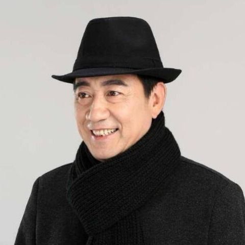 高档男士帽子秋天 d33a9e51-7ccc-4cff-8a3a-9259f4f91614.jpg
