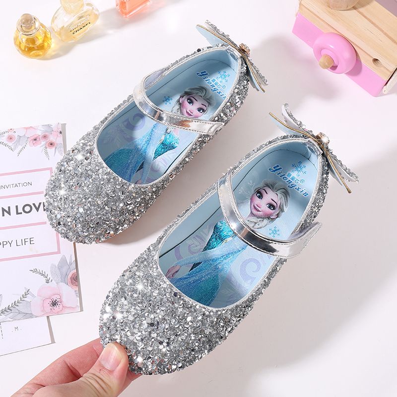 水晶儿童公主靴 d57430af-e682-4ce7-bc6e-ac3a4243ea84.jpg