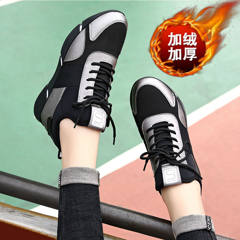 Sports women's shoes Student Korean version versatile running single shoes casual flat shoes mom's shoes and dad's travel shoes