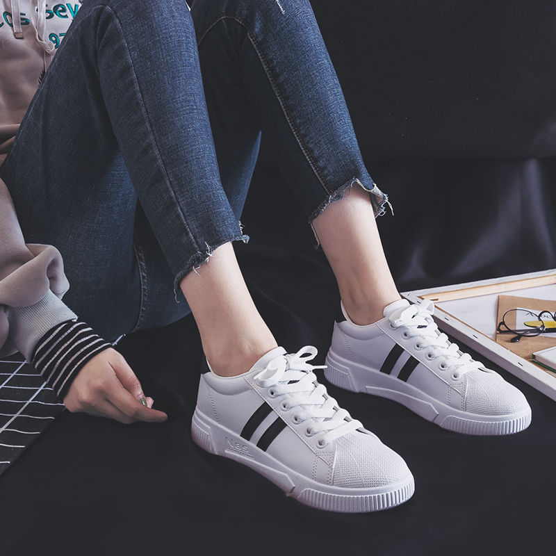 New leather small white shoes women's single shoes Korean version all-match ladies white sneakers casual shoes students trendy shoes