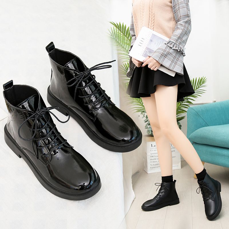 Martin boots female student Korean new small leather shoes female autumn winter short boots British style single boots Plush female boots
