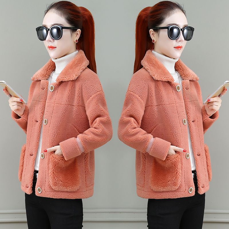 羊羔毛外套女短款2020新款秋冬百搭皮毛一体短款加厚小个子颗粒绒