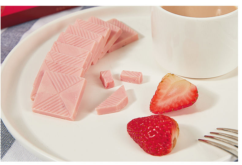 雅富抹茶巧克力砖块礼盒装送女友生日情人节高颜值牛奶草莓巧克力