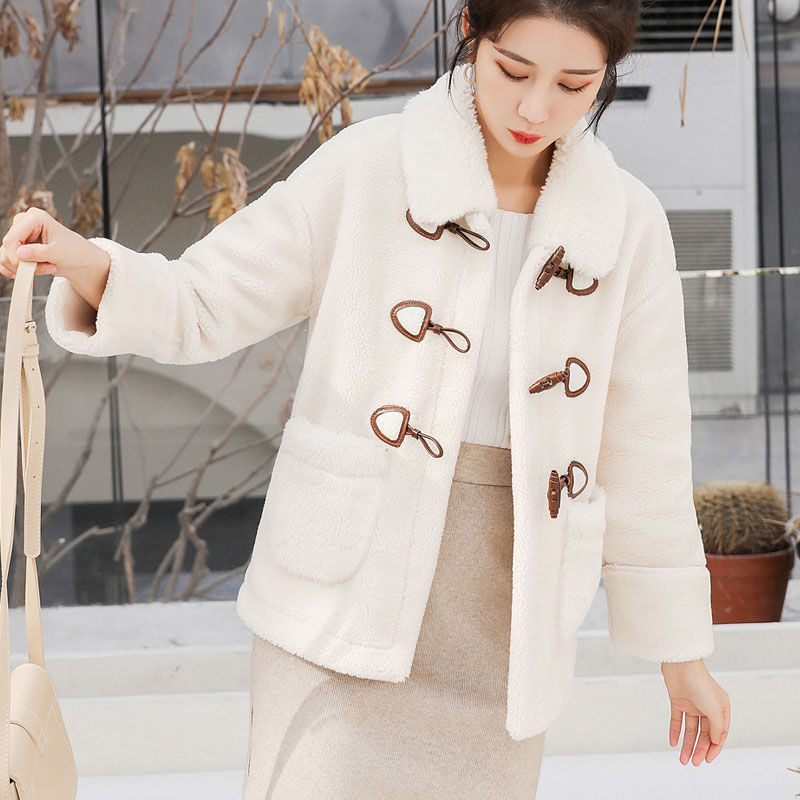 Lamb fur and fur integrated women's clothing 2020 new small short grain velvet imitation fur coat plus velvet and thick