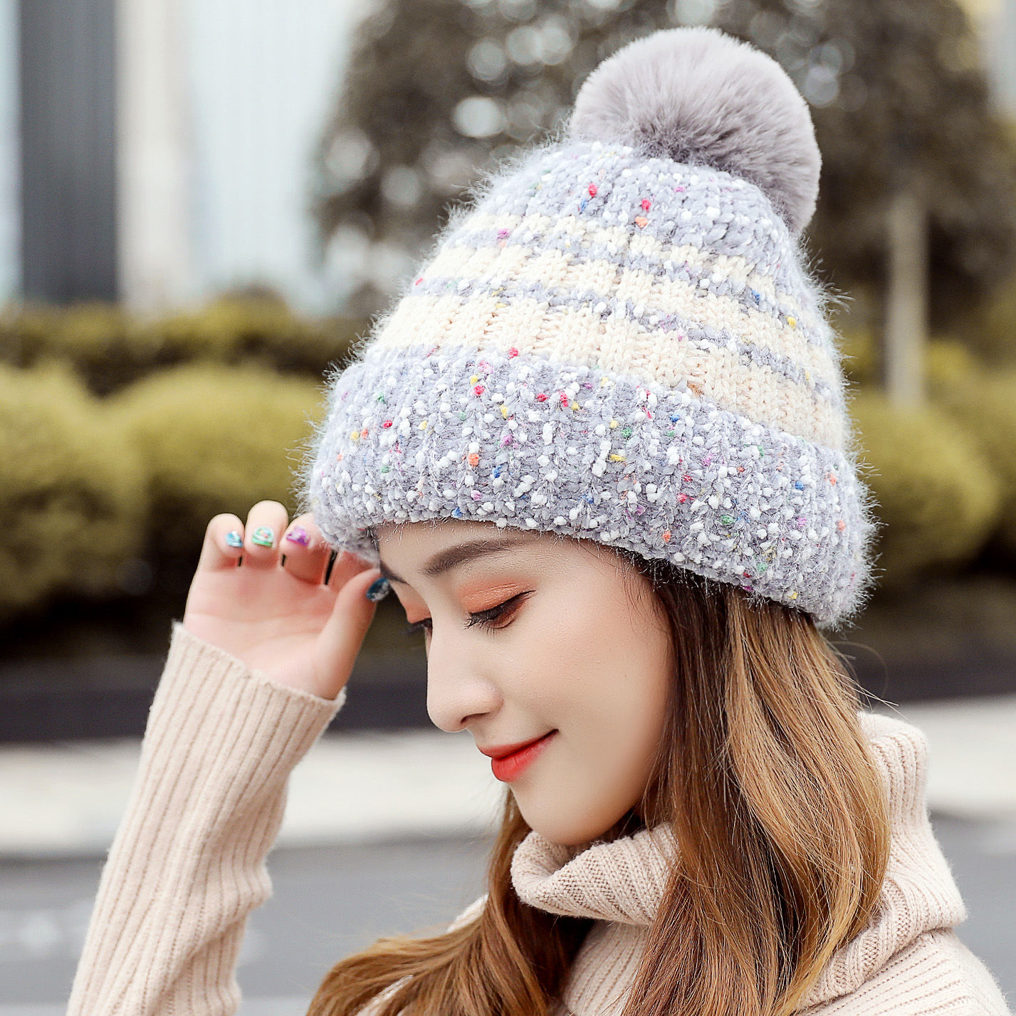 Hat women's autumn and winter round face Korean version of the all-match plus velvet thickened warm ladies knitted wool hat fashion confinement hat