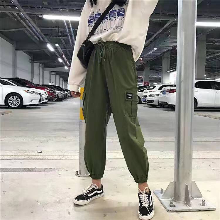 Autumn and winter Korean version of INS corset overalls for men and women loose homestay BF wind Capris student Harem Pants
