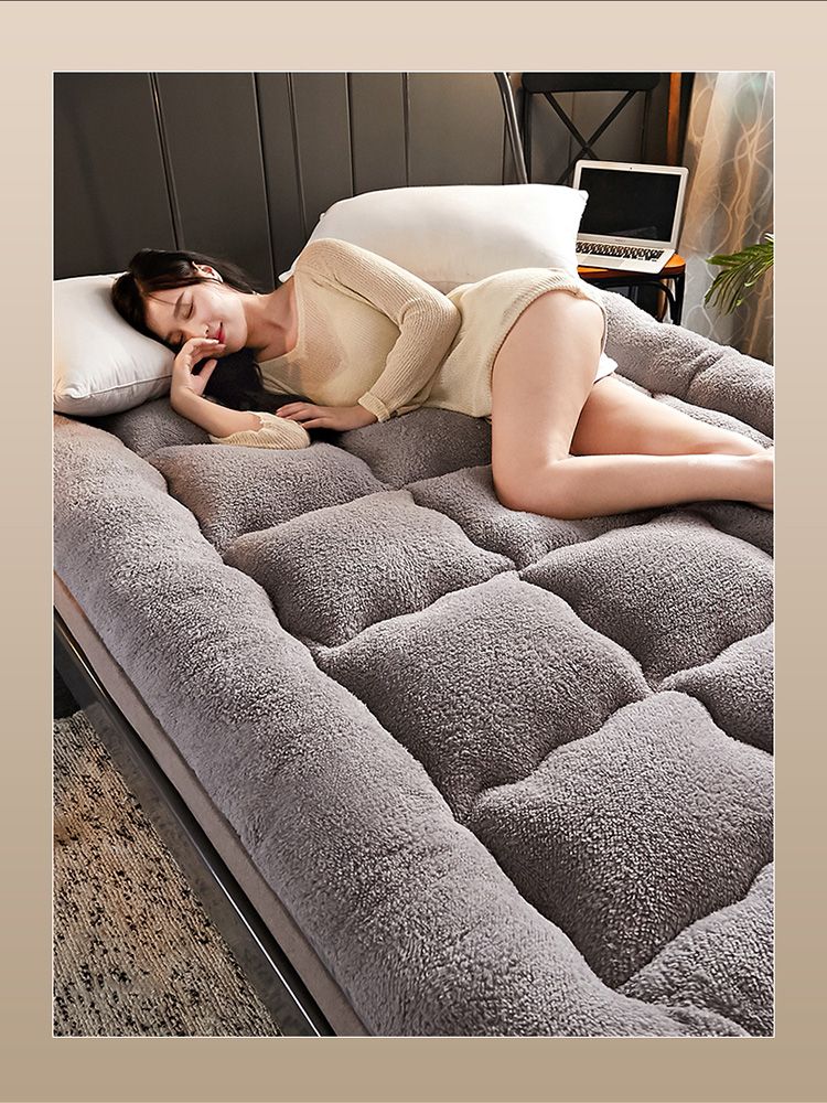 27a6abbe-a1dd-4ad0-bad8-bb87695fcd1b.jpg