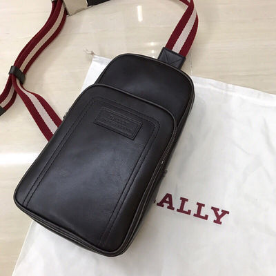 bally胸包