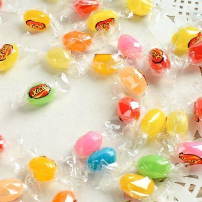 富美多吉利贝豆彩虹糖彩色糖豆混合水果味软糖婚庆喜糖果400g罐装