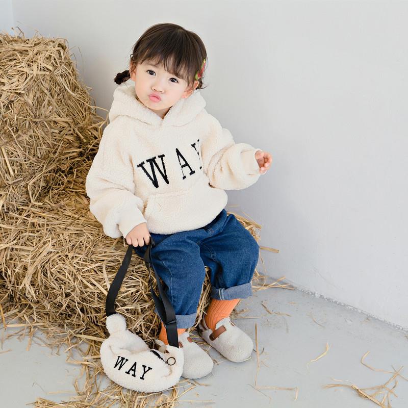 Girl's imitation cashmere coat autumn winter 2020 new cashmere thickened medium and large children's sweater fashion of Korean version